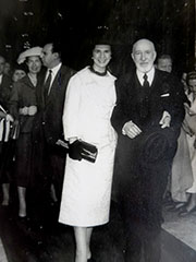 Valentin Larrea bere alaba Maria Luisarekin 1956an